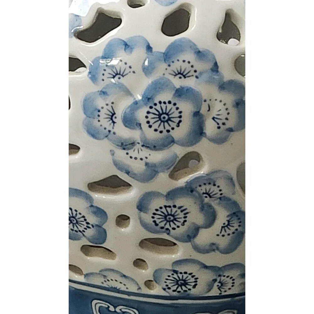 House dec ceramic Porcelain Vase Chinese Style  hollow-carved  8